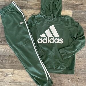 Adidas Sweatsuit
